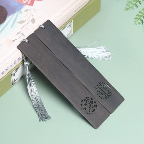 marque pages en bois elegants