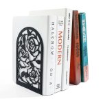 objet décoratif serre livre roses