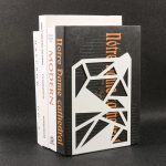 serre-livre en métal polygones irréguliers