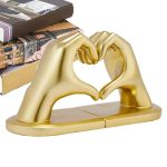 serre livres contemporain mains coeur