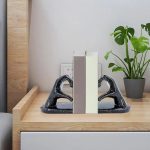serre livres original en forme de coeur
