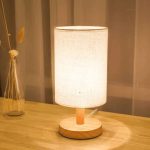 éclairage de chevet en bois simple
